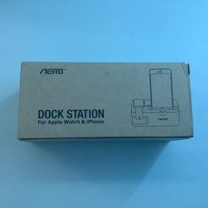 Dock station for Apple Watch and iPhone